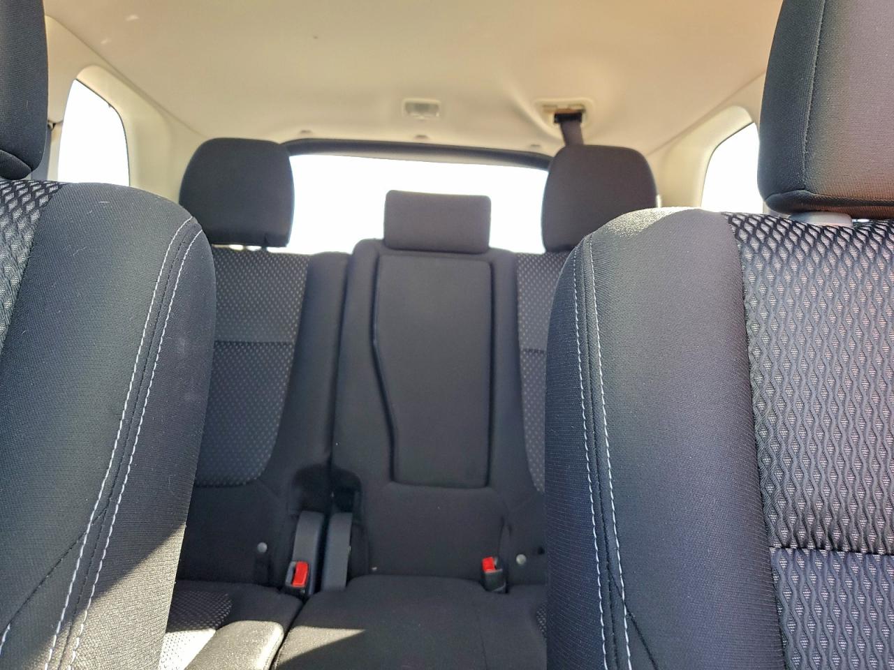 2017 MITSUBISHI OUTLANDER ES photo 10