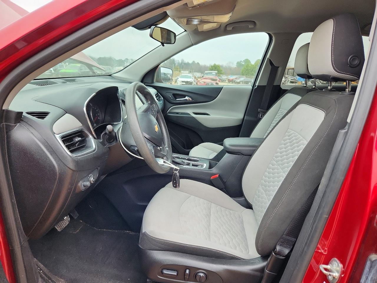 2019 CHEVROLET EQUINOX LT photo 13