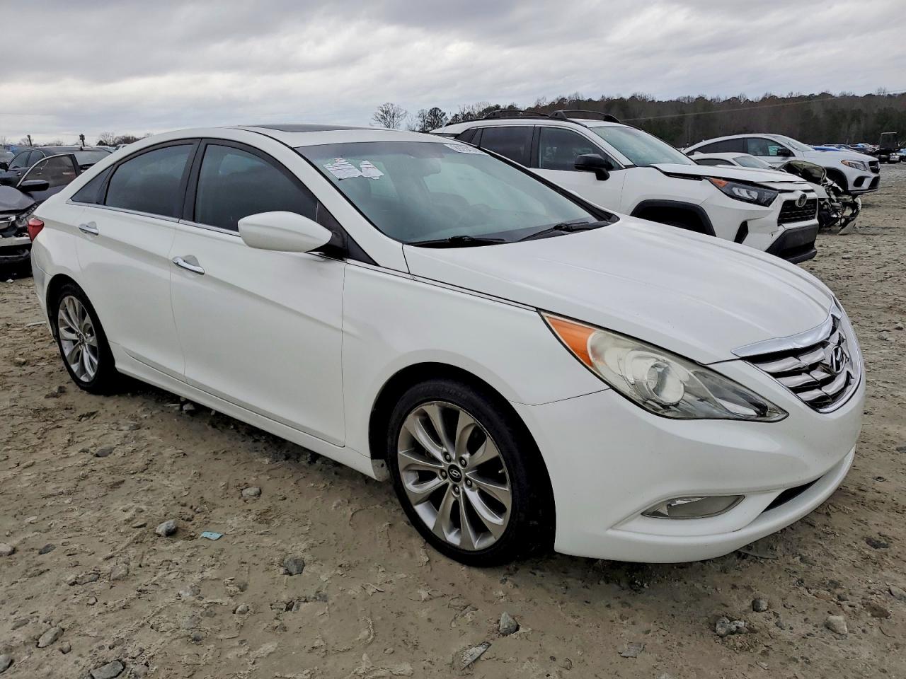 2012 HYUNDAI SONATA SE photo 4