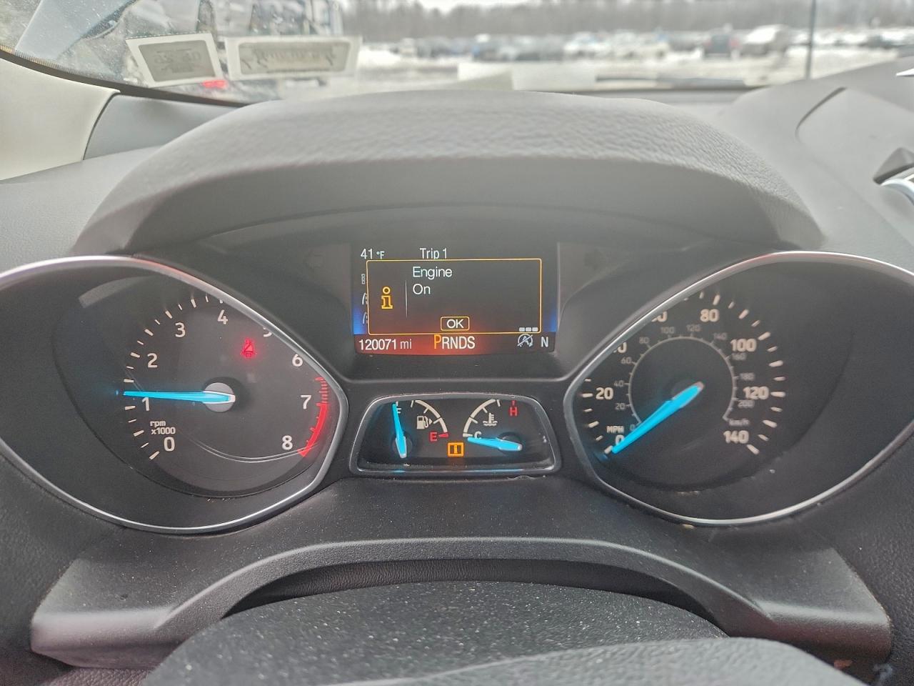 2017 FORD ESCAPE SE photo 9