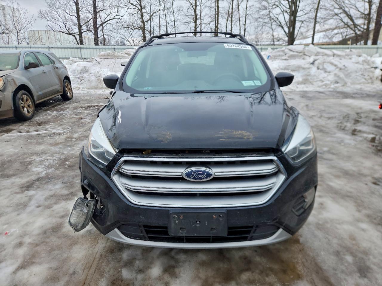 2017 FORD ESCAPE SE photo 5