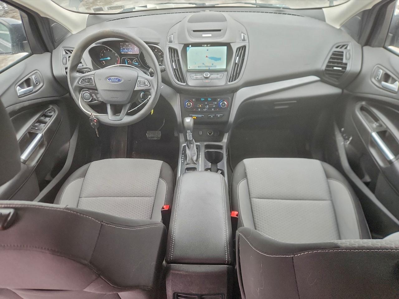 2017 FORD ESCAPE SE photo 8