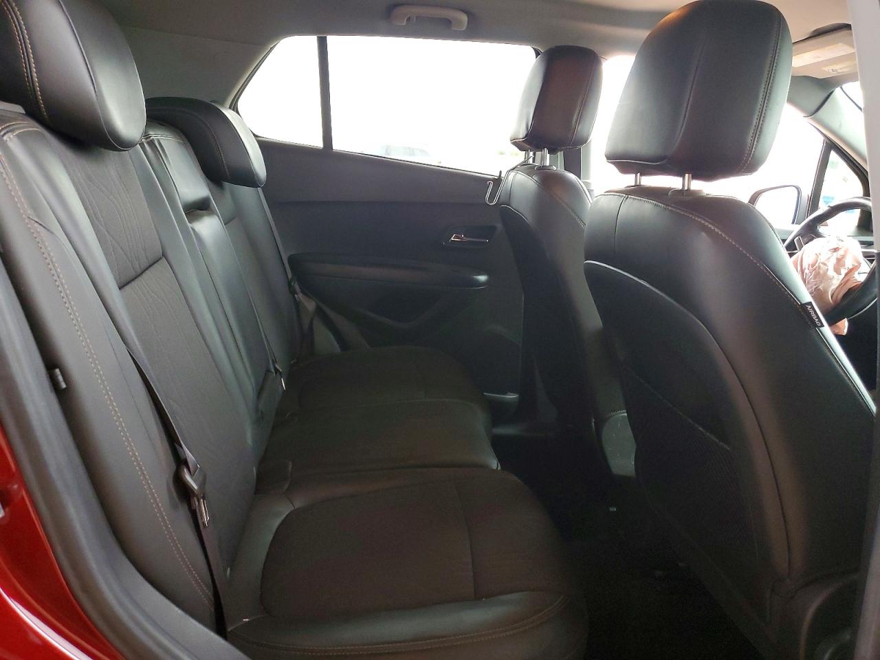 2021 CHEVROLET TRAX 1LT photo 10