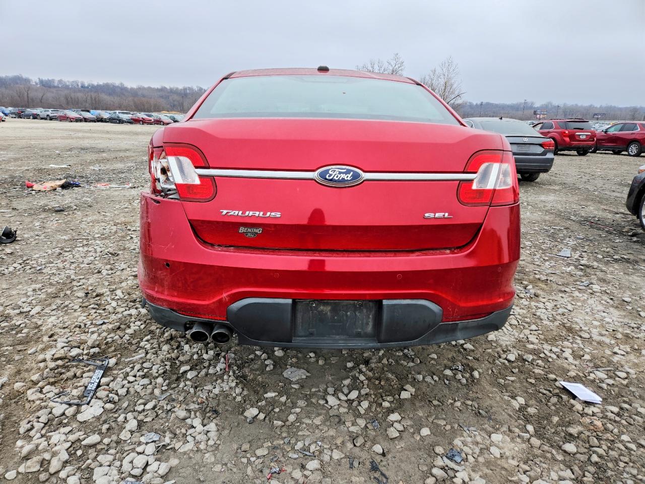2011 FORD TAURUS SEL photo 6