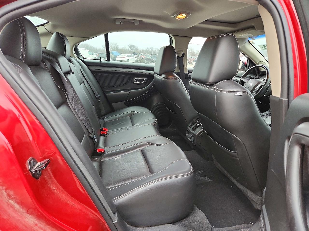 2011 FORD TAURUS SEL photo 10