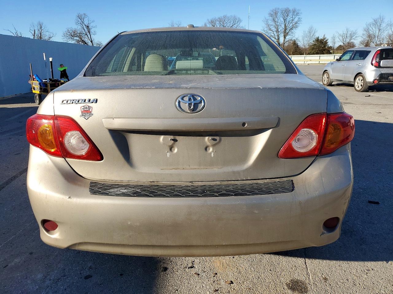 2010 TOYOTA COROLLA BASE photo 11