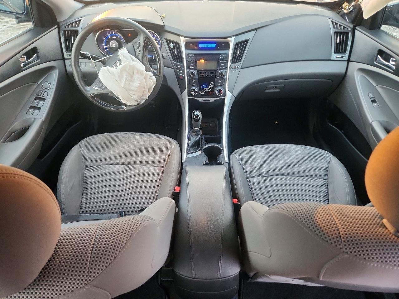 2012 HYUNDAI SONATA GLS photo 15