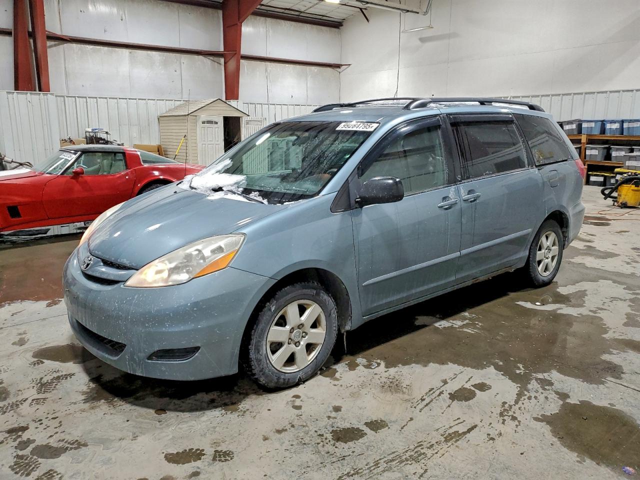 2009 TOYOTA SIENNA