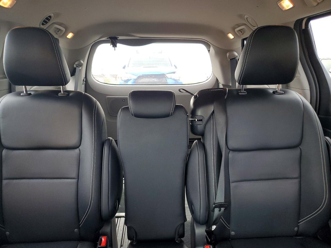 2020 TOYOTA SIENNA SE photo 10