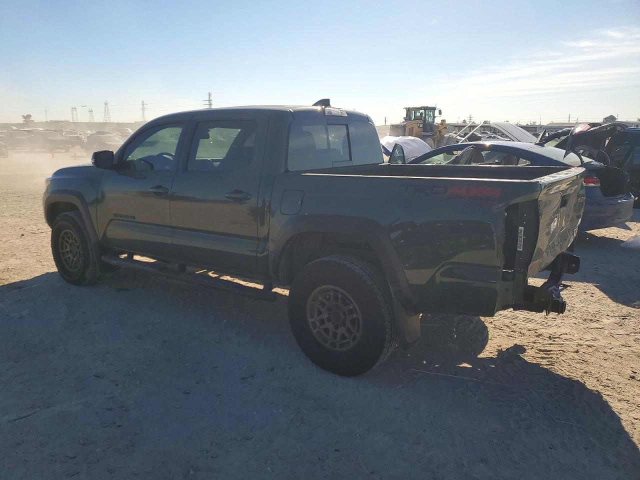 2022 TOYOTA TACOMA DOUBLE CAB photo 4