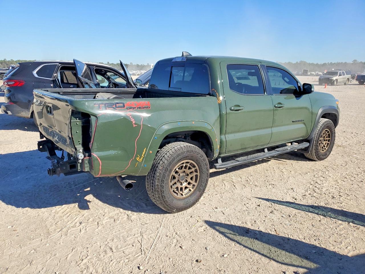 2022 TOYOTA TACOMA DOUBLE CAB photo 7