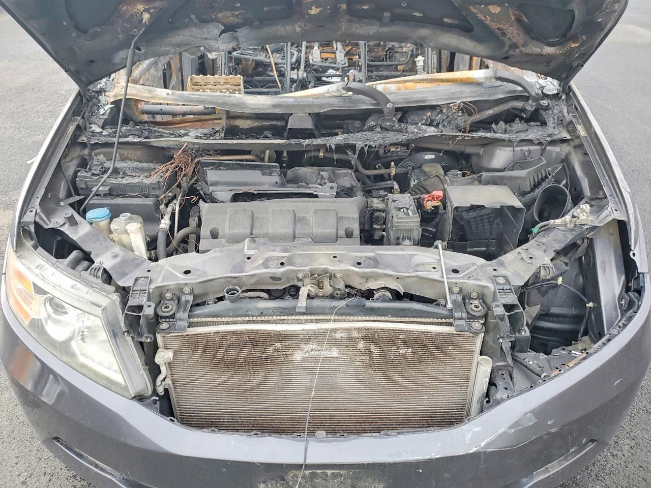 2016 HONDA ODYSSEY EXL photo 11