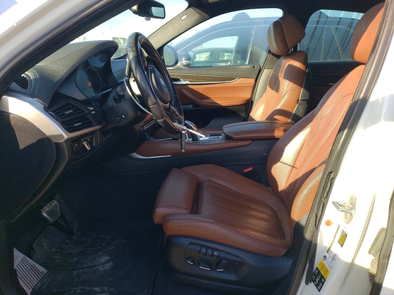2016 BMW X6 XDRIVE35I photo 7