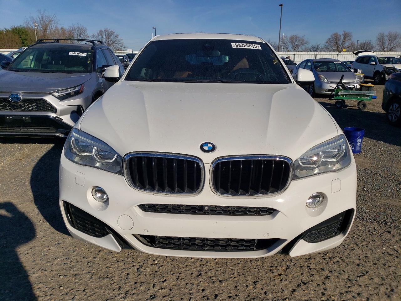 2016 BMW X6 XDRIVE35I photo 5