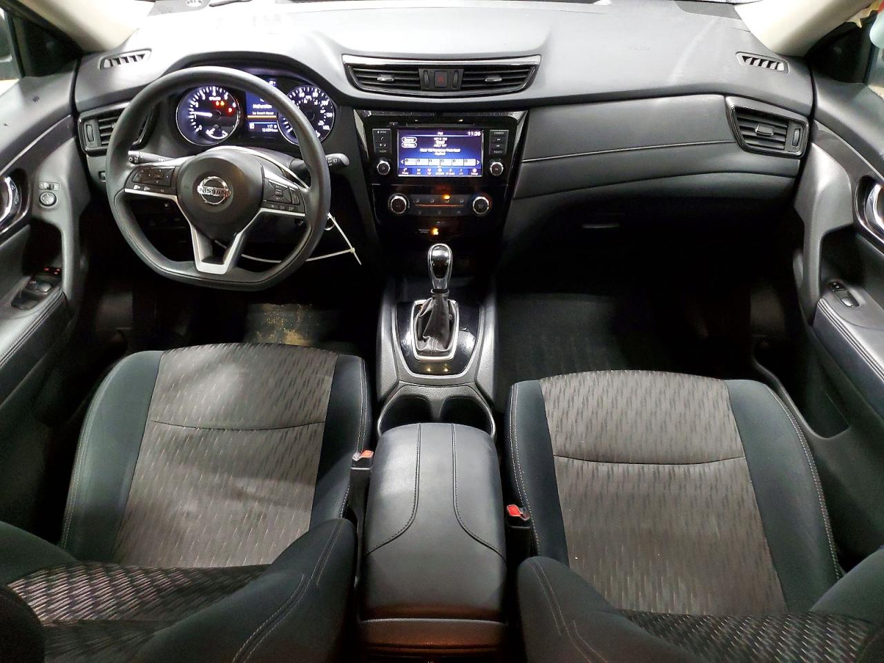 2018 NISSAN ROGUE S photo 8