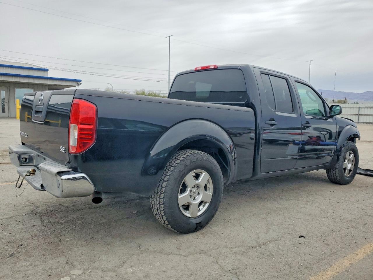 2008 NISSAN FRONTIER CREW CAB LE photo 3
