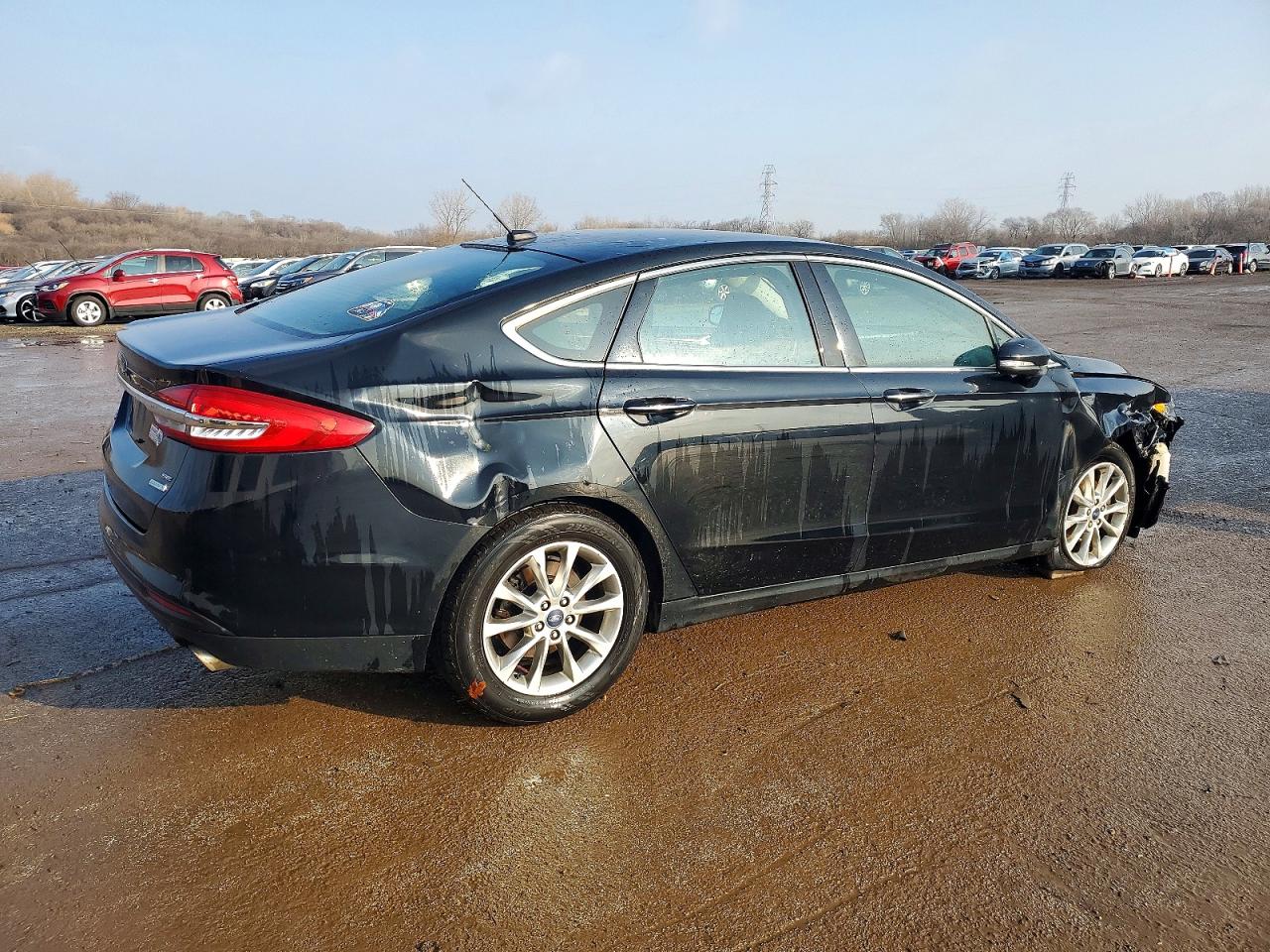 2017 FORD FUSION SE photo 3