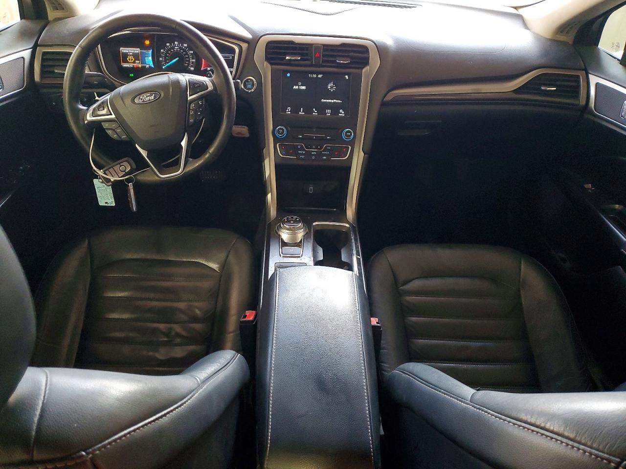 2017 FORD FUSION SE photo 8
