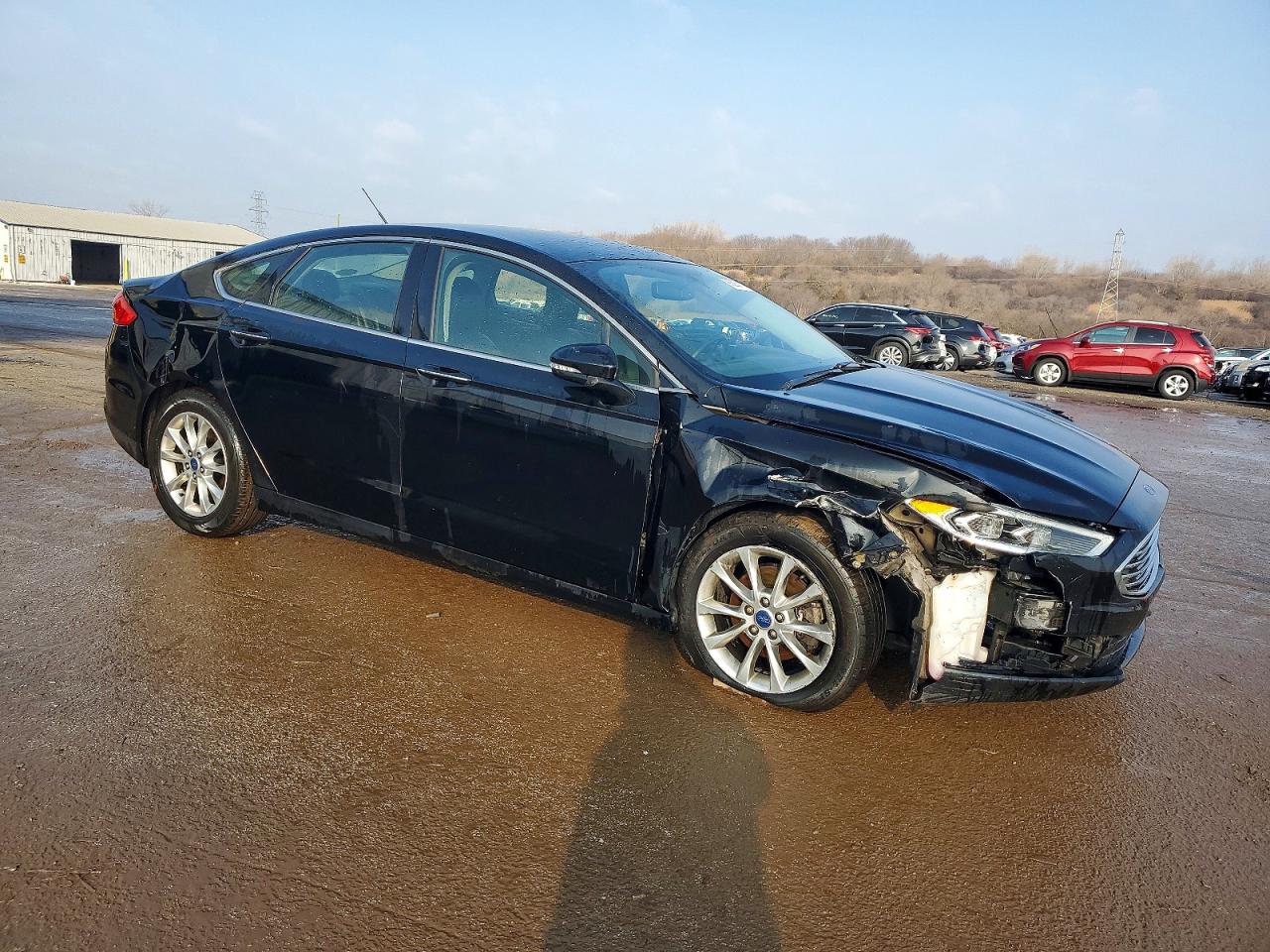 2017 FORD FUSION SE photo 4