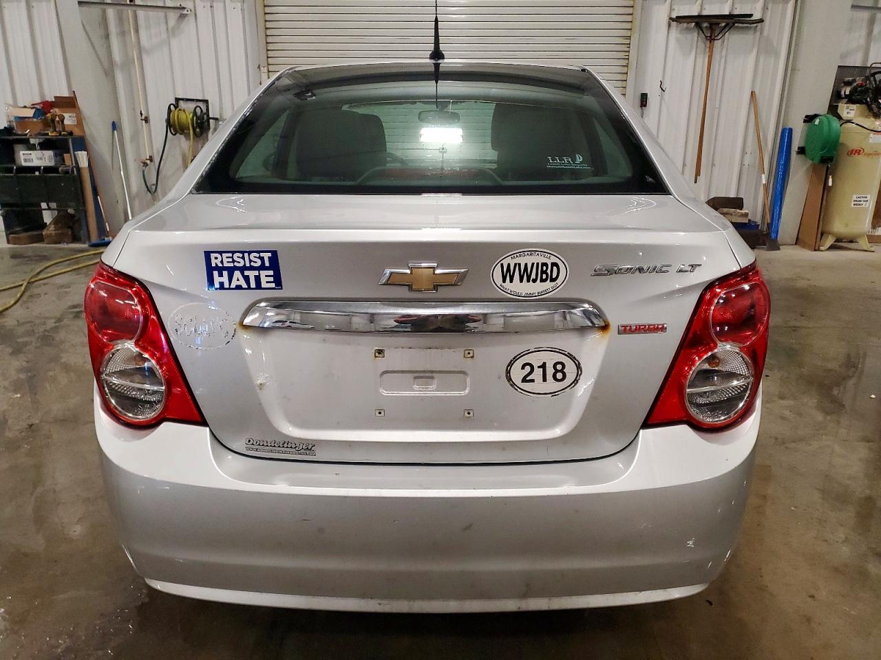 2014 CHEVROLET SONIC LT photo 6