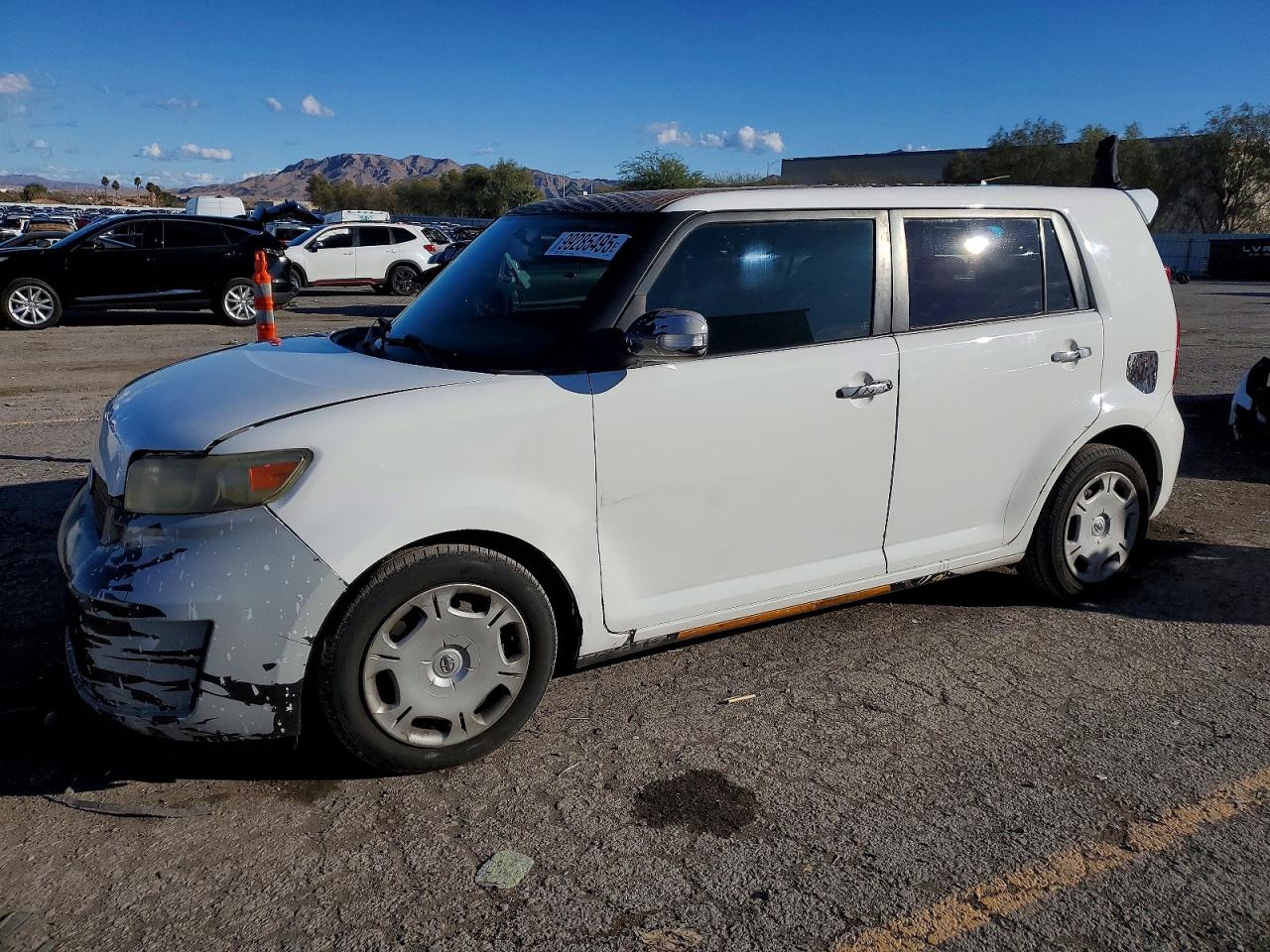 2010 TOYOTA SCION