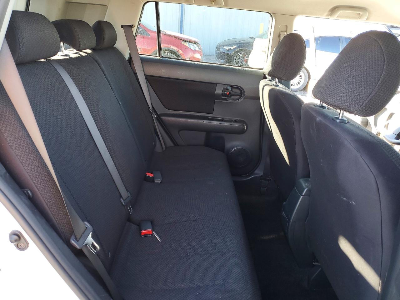 2010 TOYOTA SCION XB photo 10