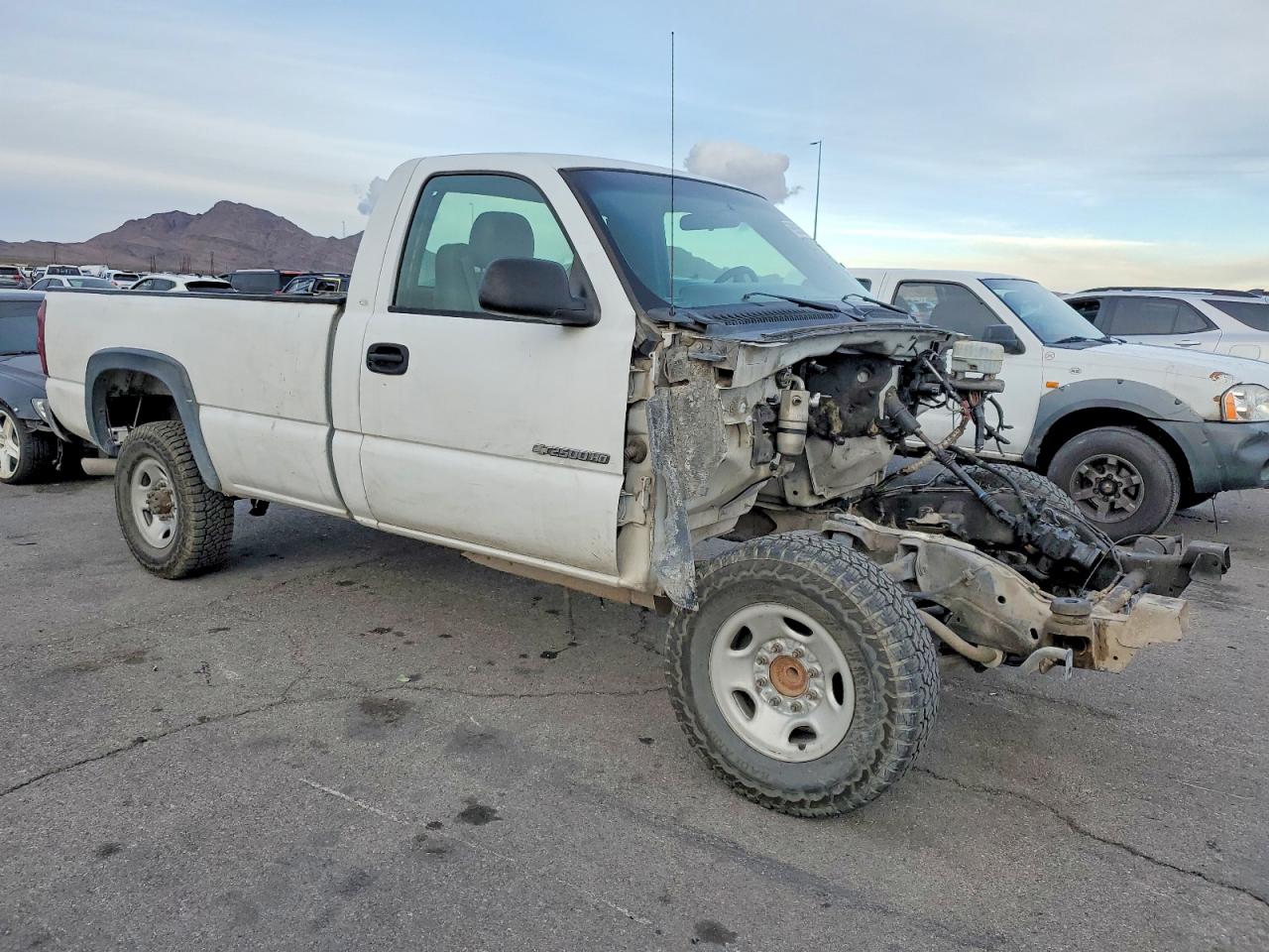 2005 CHEVROLET SILVERADO C2500 HEAVY DUTY photo 4