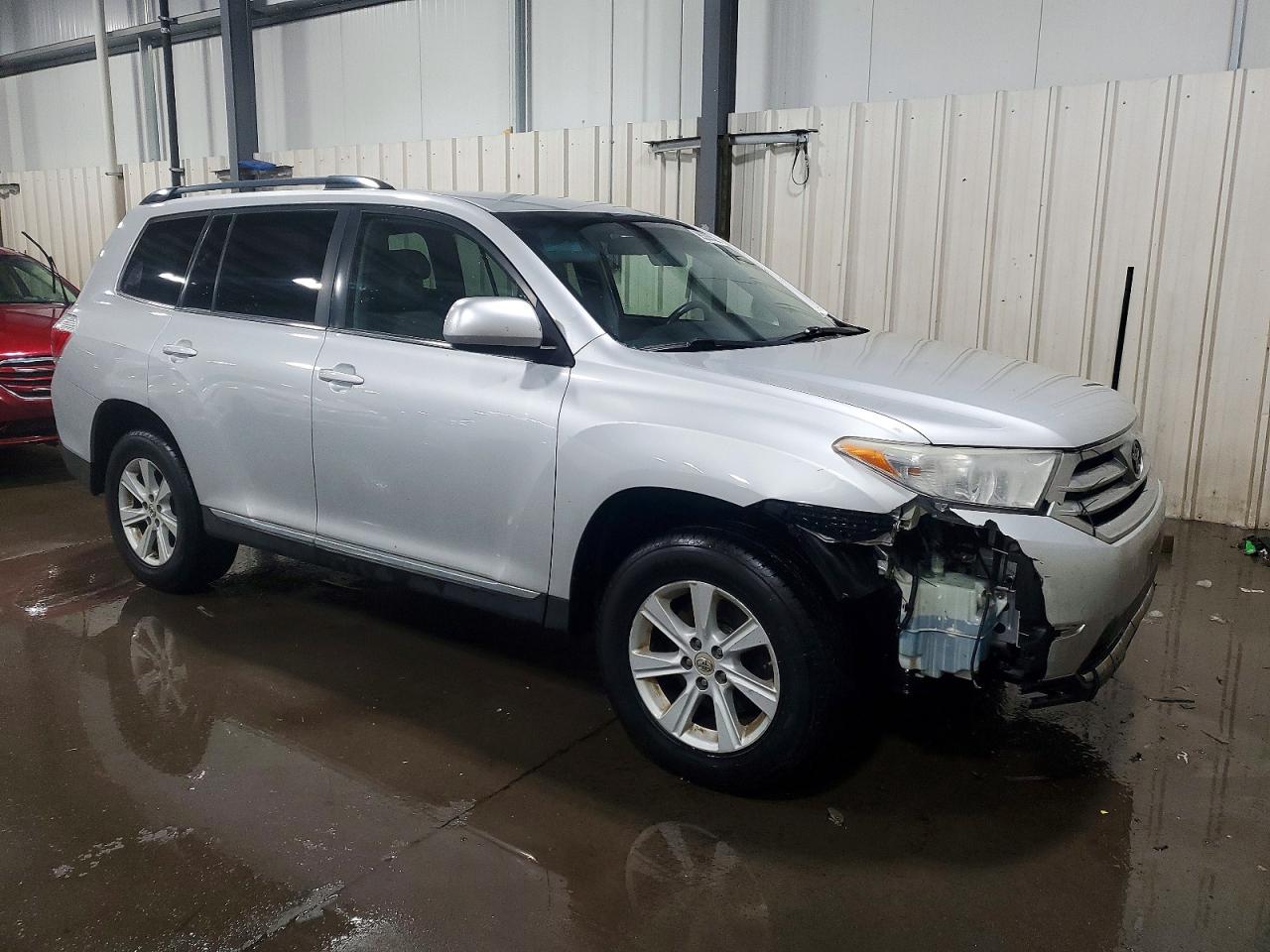 2012 TOYOTA HIGHLANDER BASE photo 4