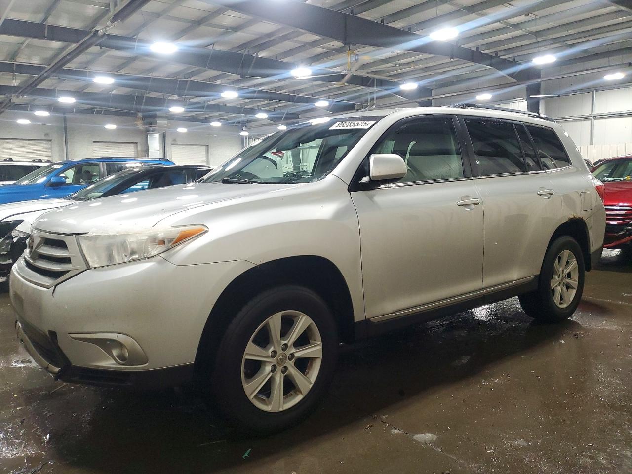 2012 TOYOTA HIGHLANDER