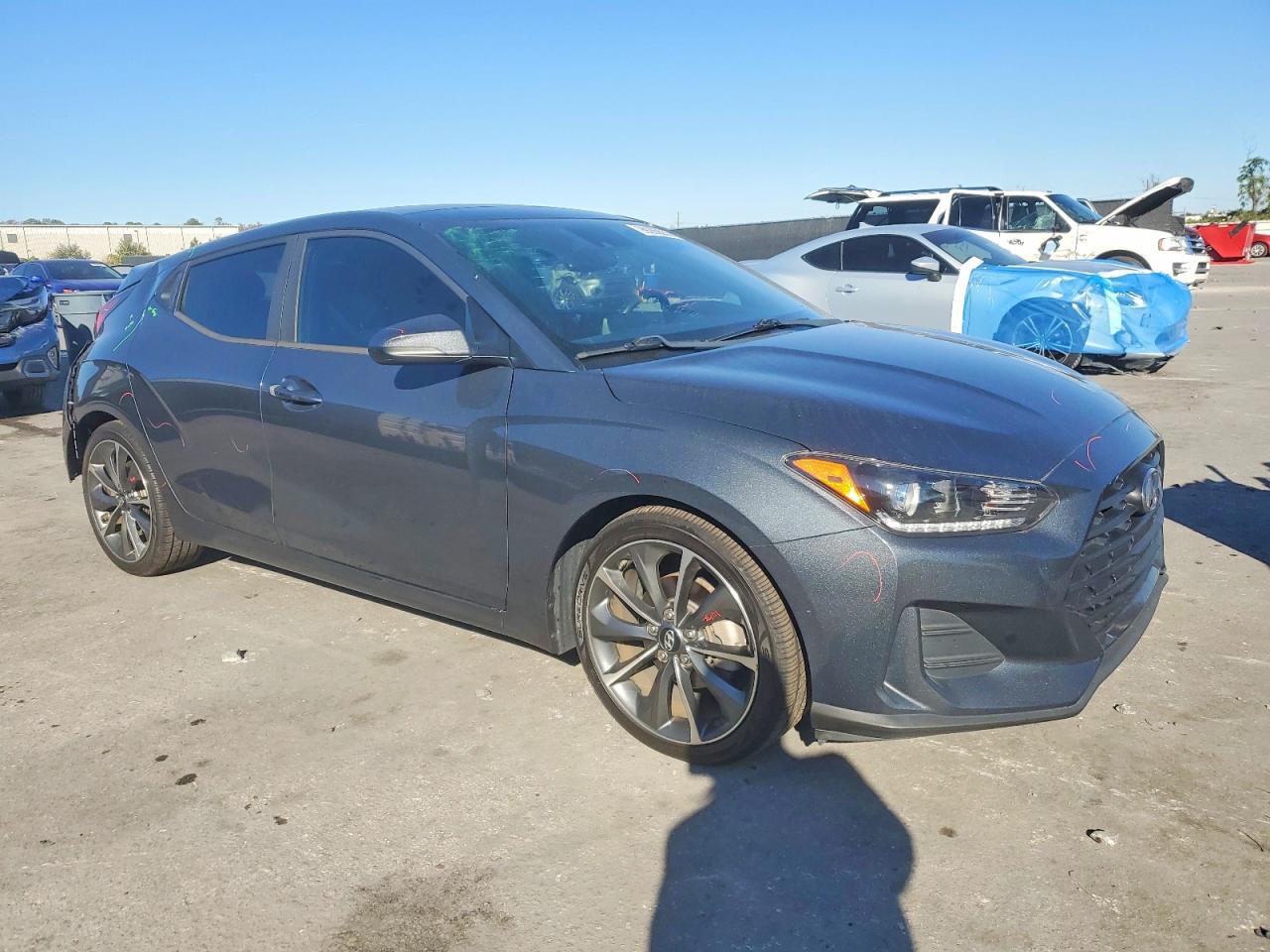 2019 HYUNDAI VELOSTER BASE photo 4