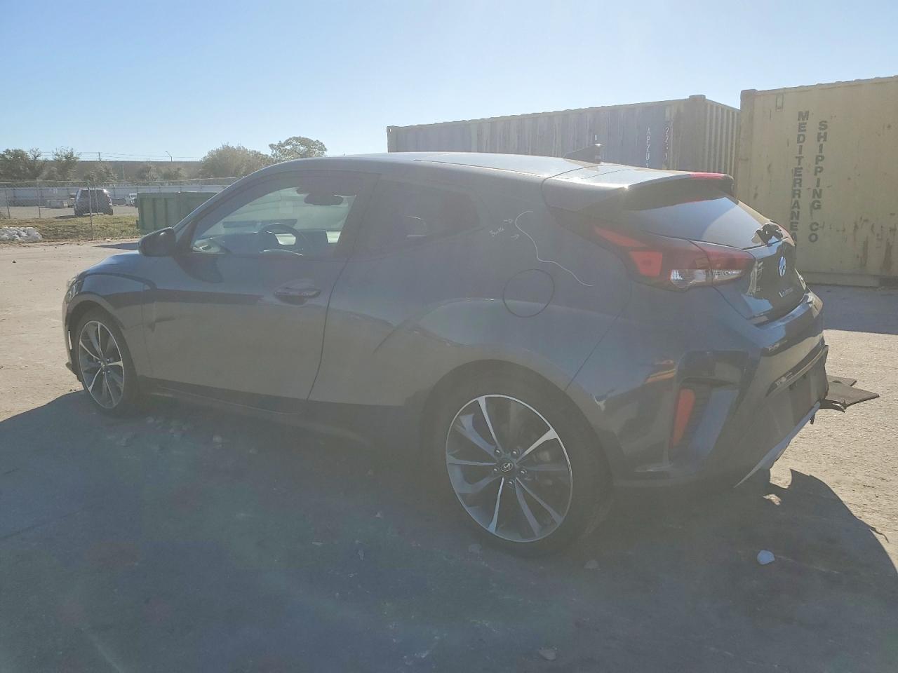 2019 HYUNDAI VELOSTER BASE photo 2
