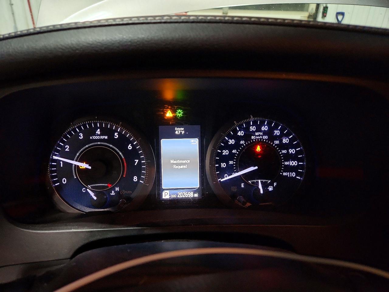 2016 TOYOTA SIENNA XLE photo 9