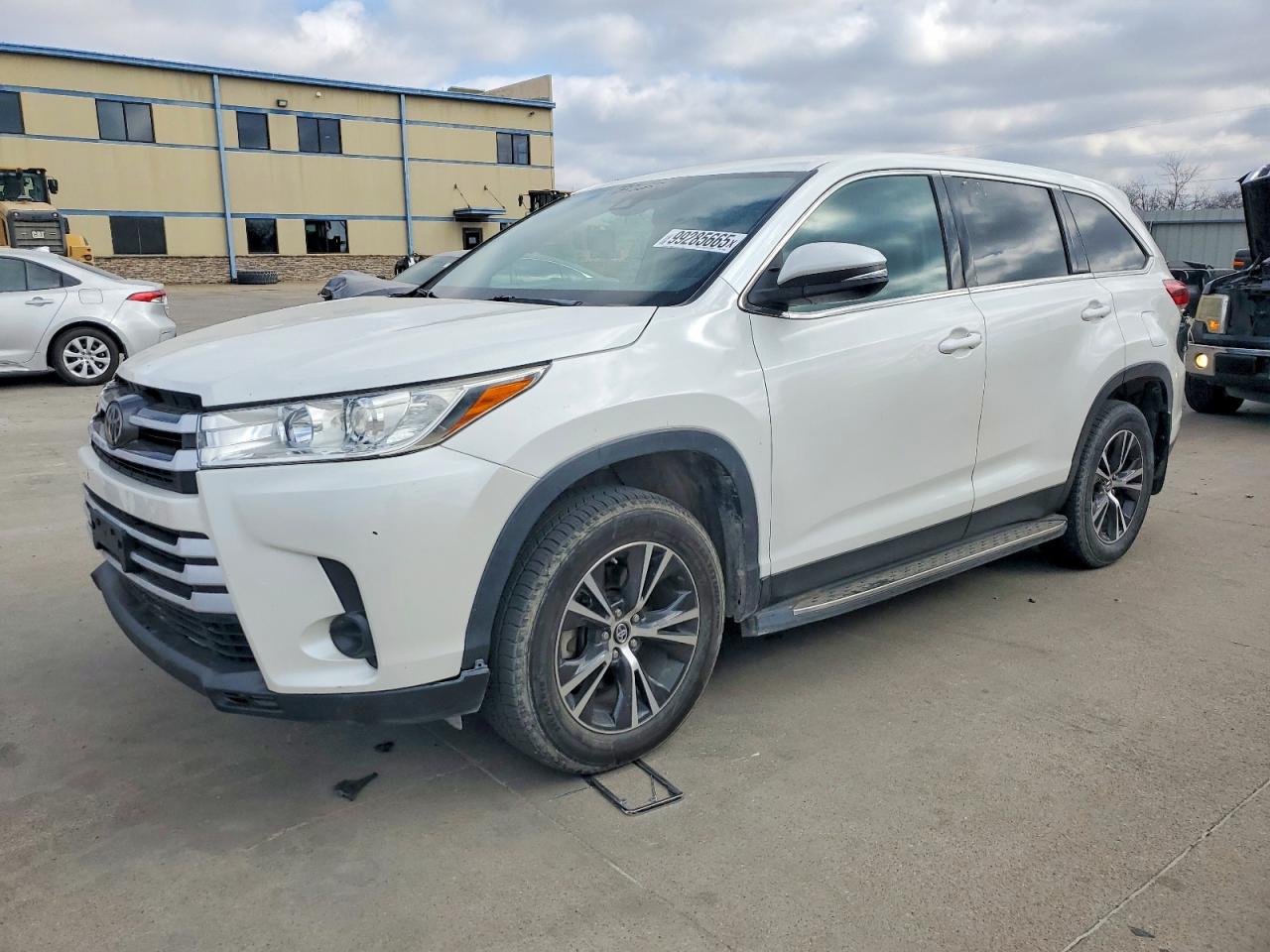 2019 TOYOTA HIGHLANDER