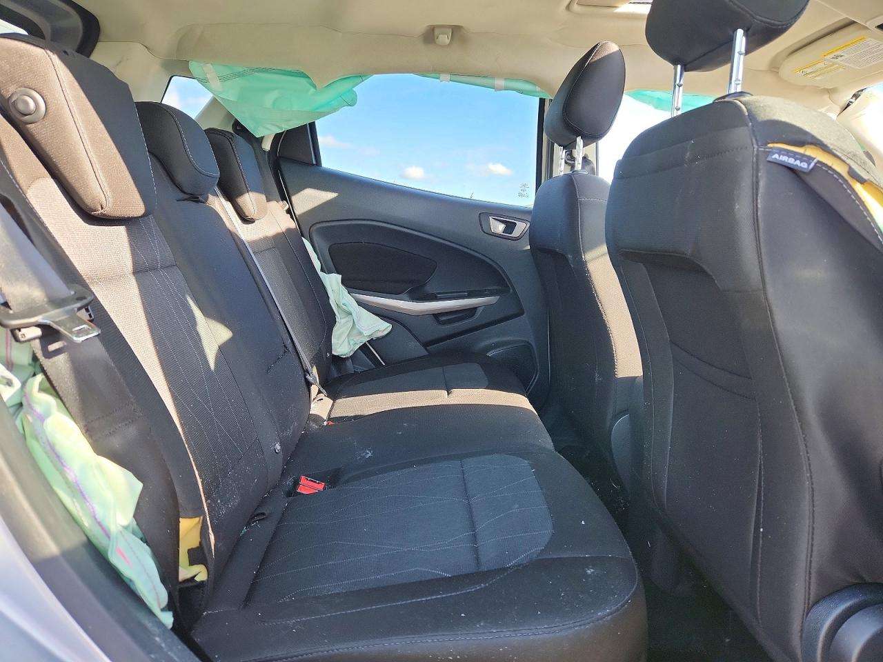 2020 FORD ECOSPORT SE photo 11