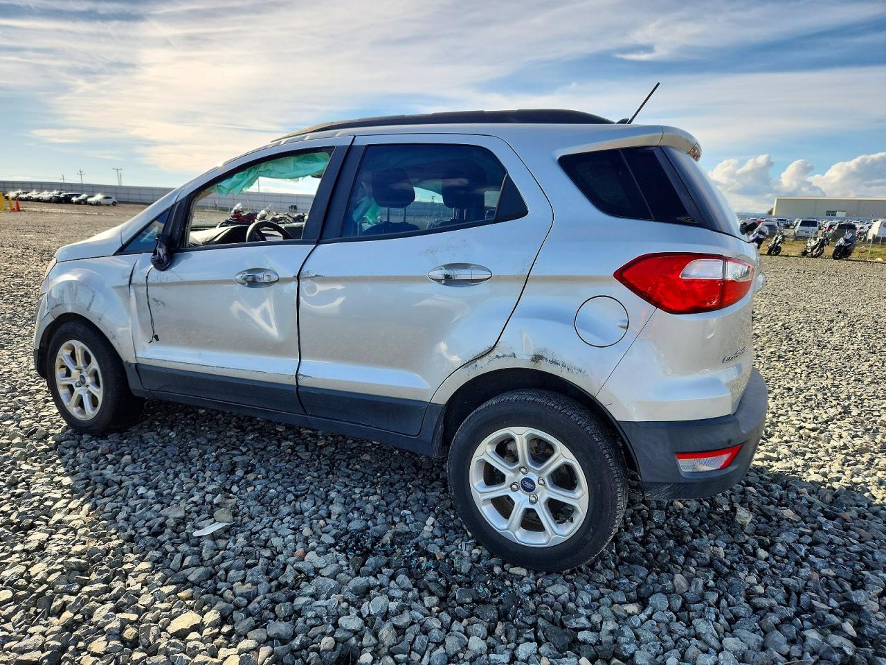 2020 FORD ECOSPORT SE photo 2
