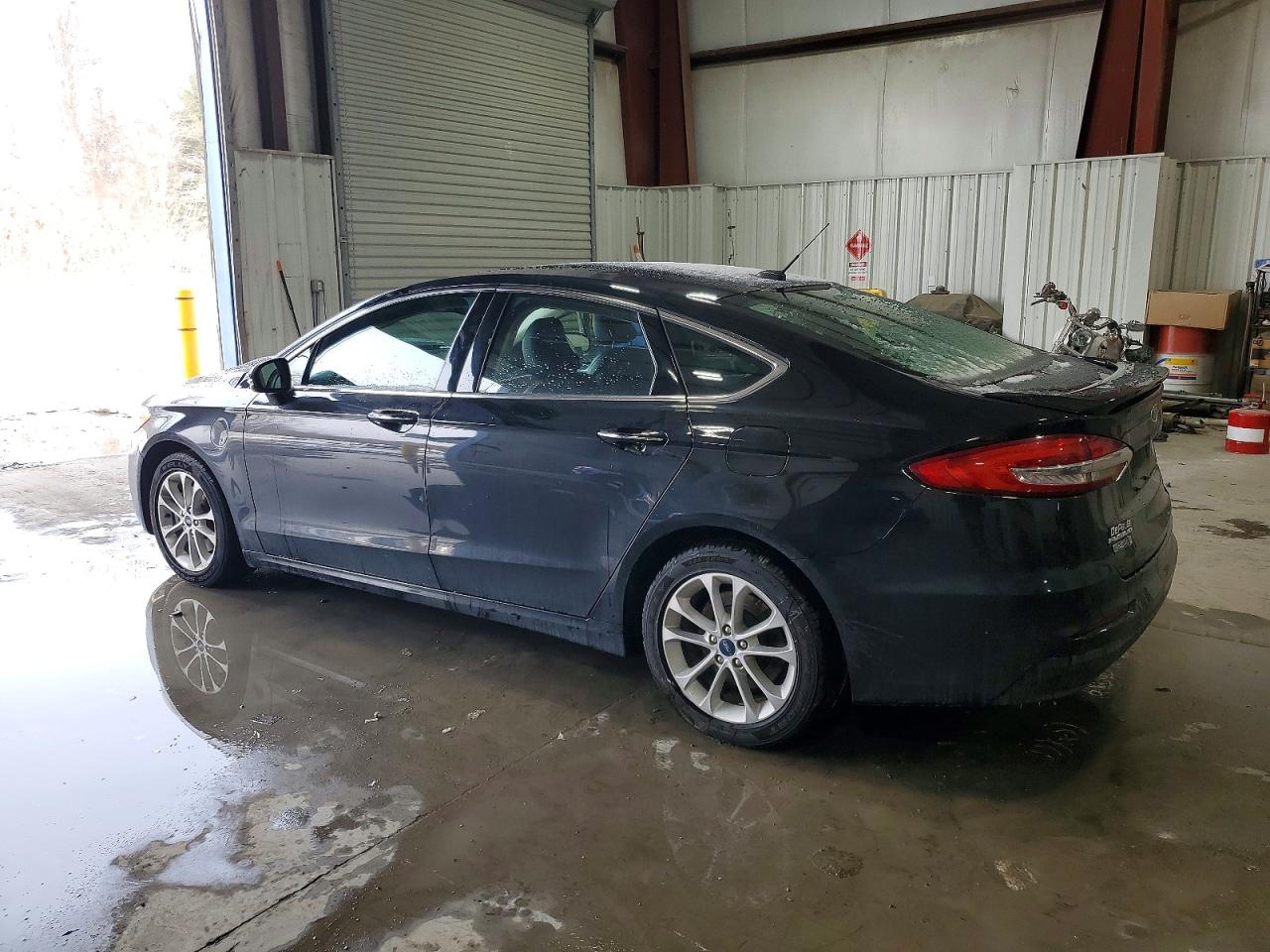 2019 FORD FUSION TITANIUM photo 2