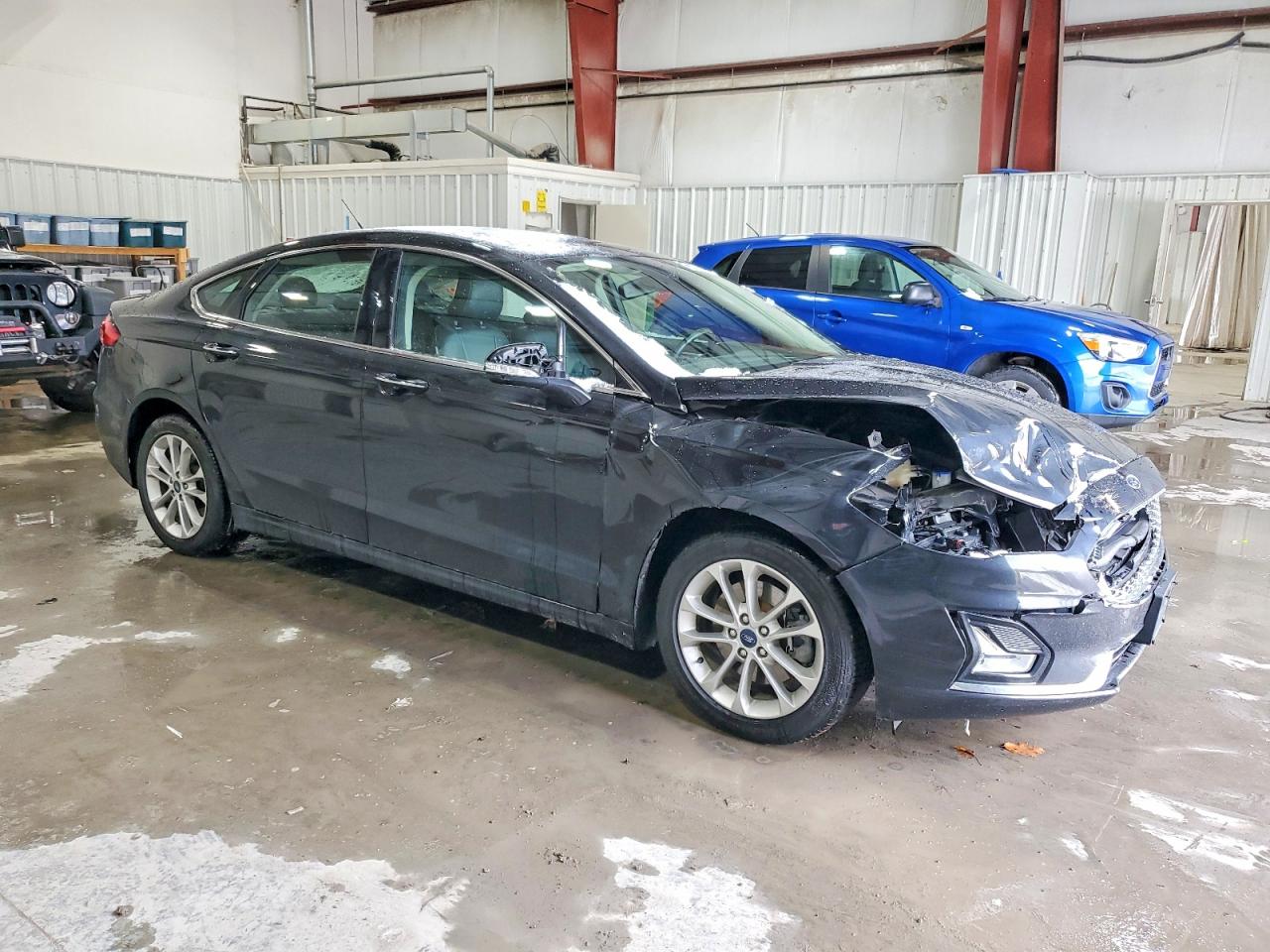 2019 FORD FUSION TITANIUM photo 4