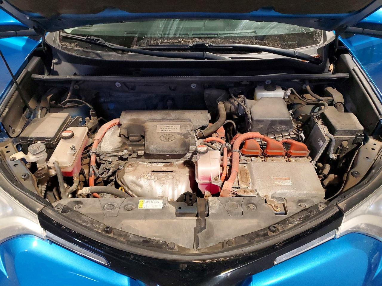 2016 TOYOTA RAV4 HV XLE photo 12