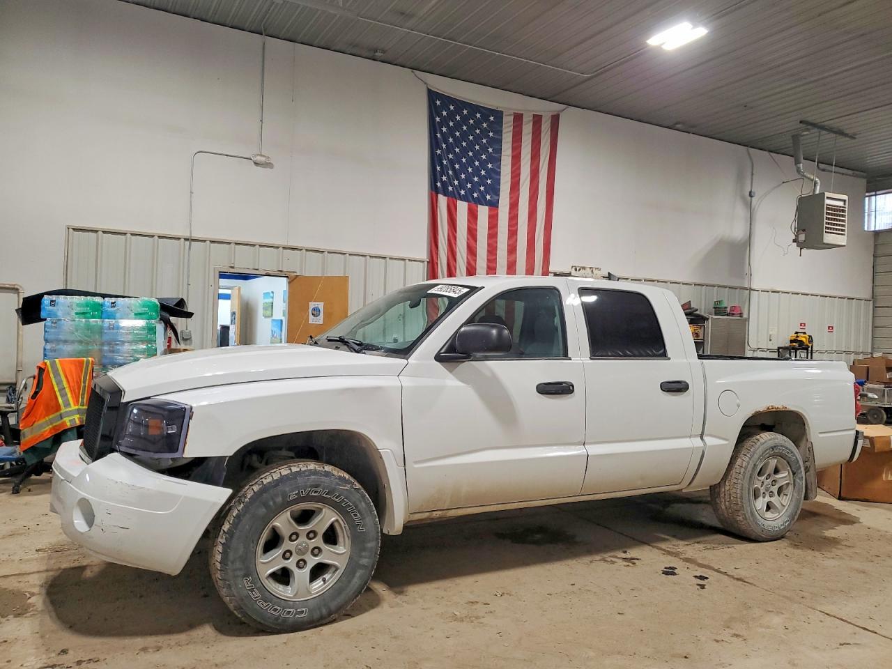 2005 DODGE DAKOTA