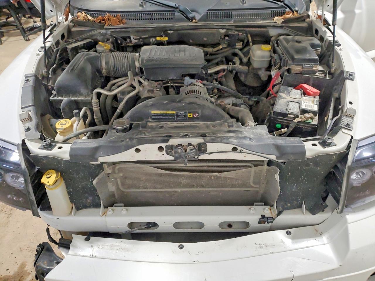 2005 DODGE DAKOTA QUAD SLT photo 11