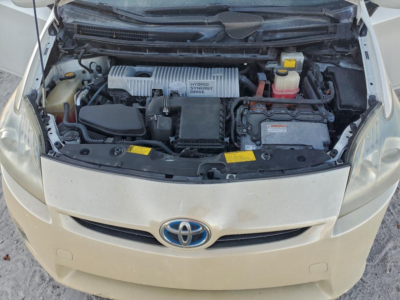 2011 TOYOTA PRIUS photo 11