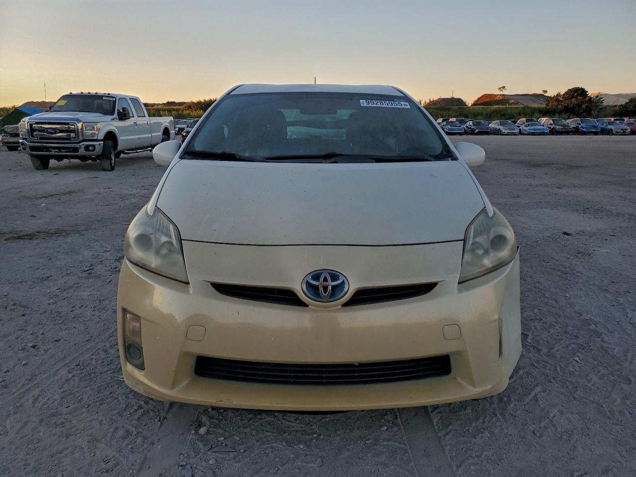 2011 TOYOTA PRIUS photo 5