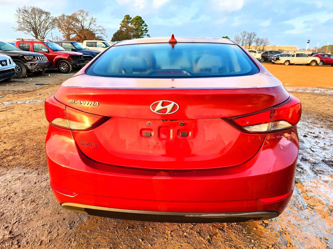 2014 HYUNDAI ELANTRA SE photo 6