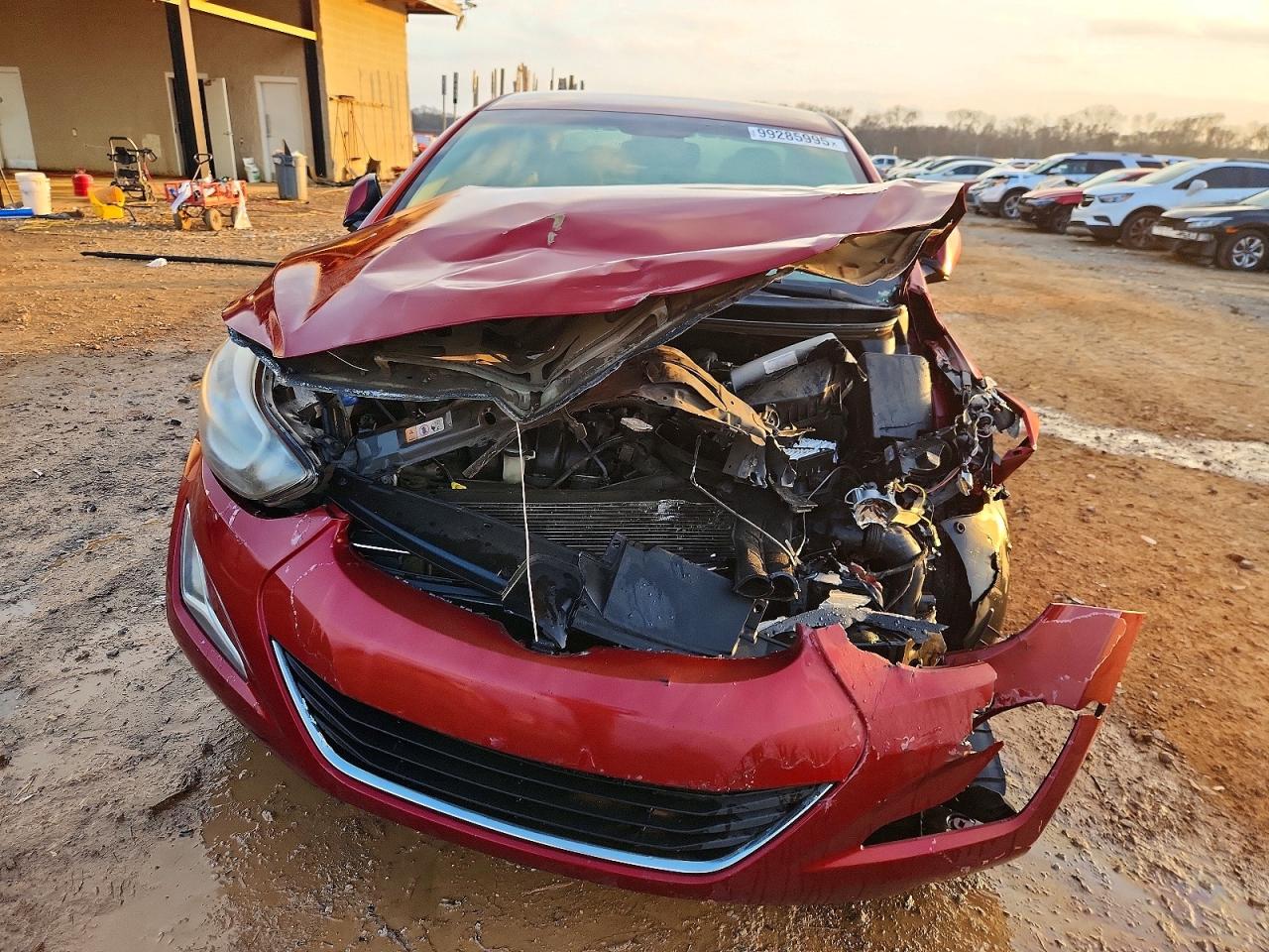 2014 HYUNDAI ELANTRA SE photo 5