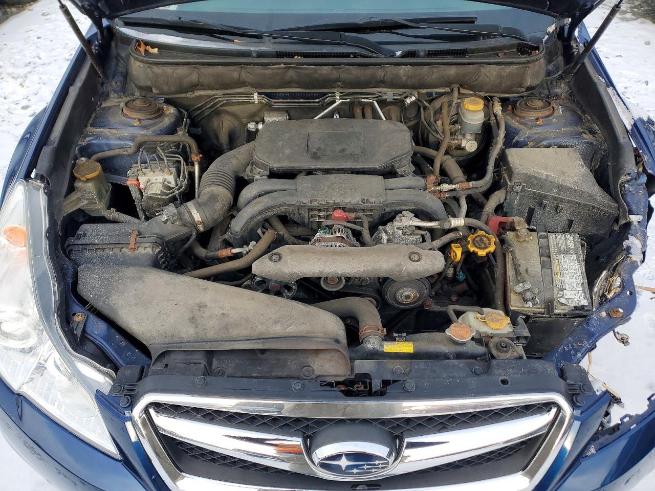 2011 SUBARU LEGACY 2.5I photo 11