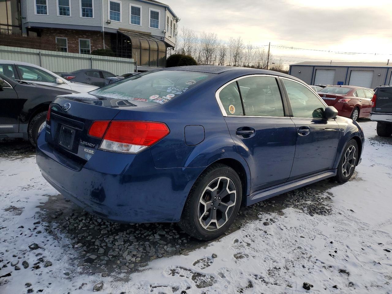 2011 SUBARU LEGACY 2.5I photo 3