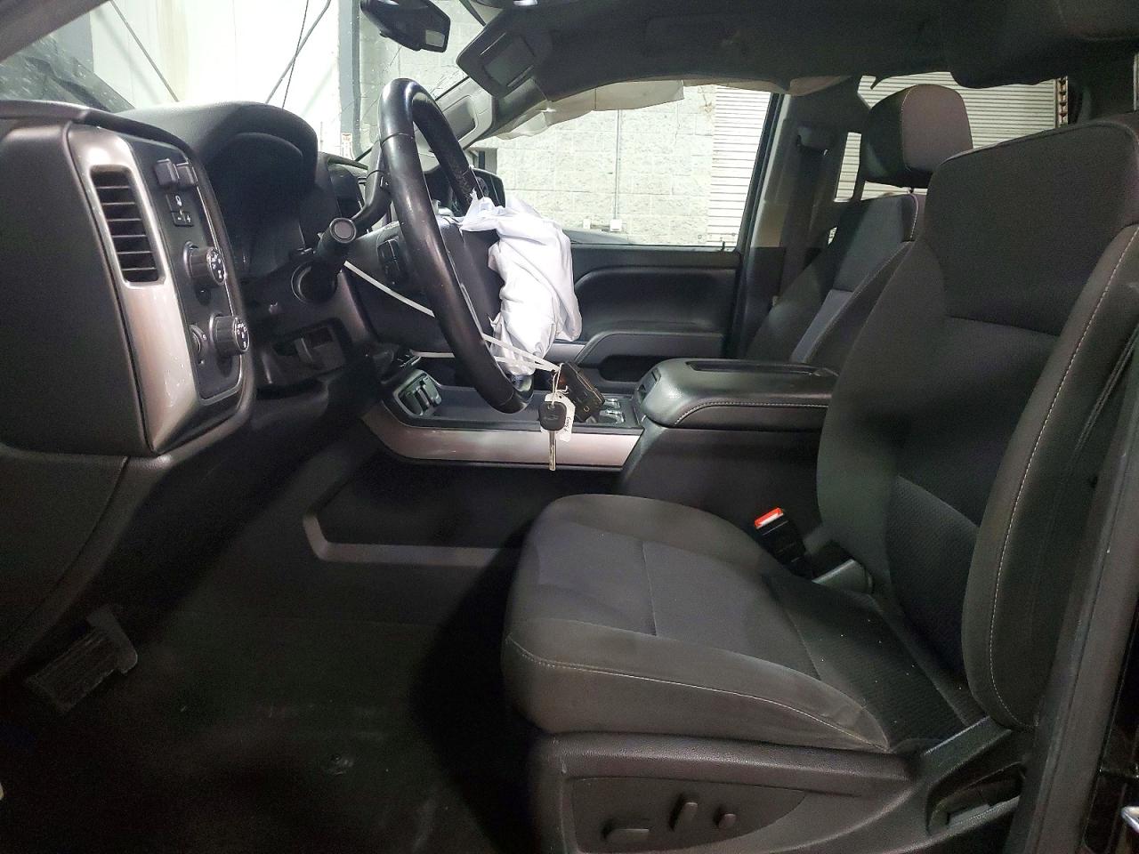 2016 CHEVROLET SILVERADO K1500 LT photo 7