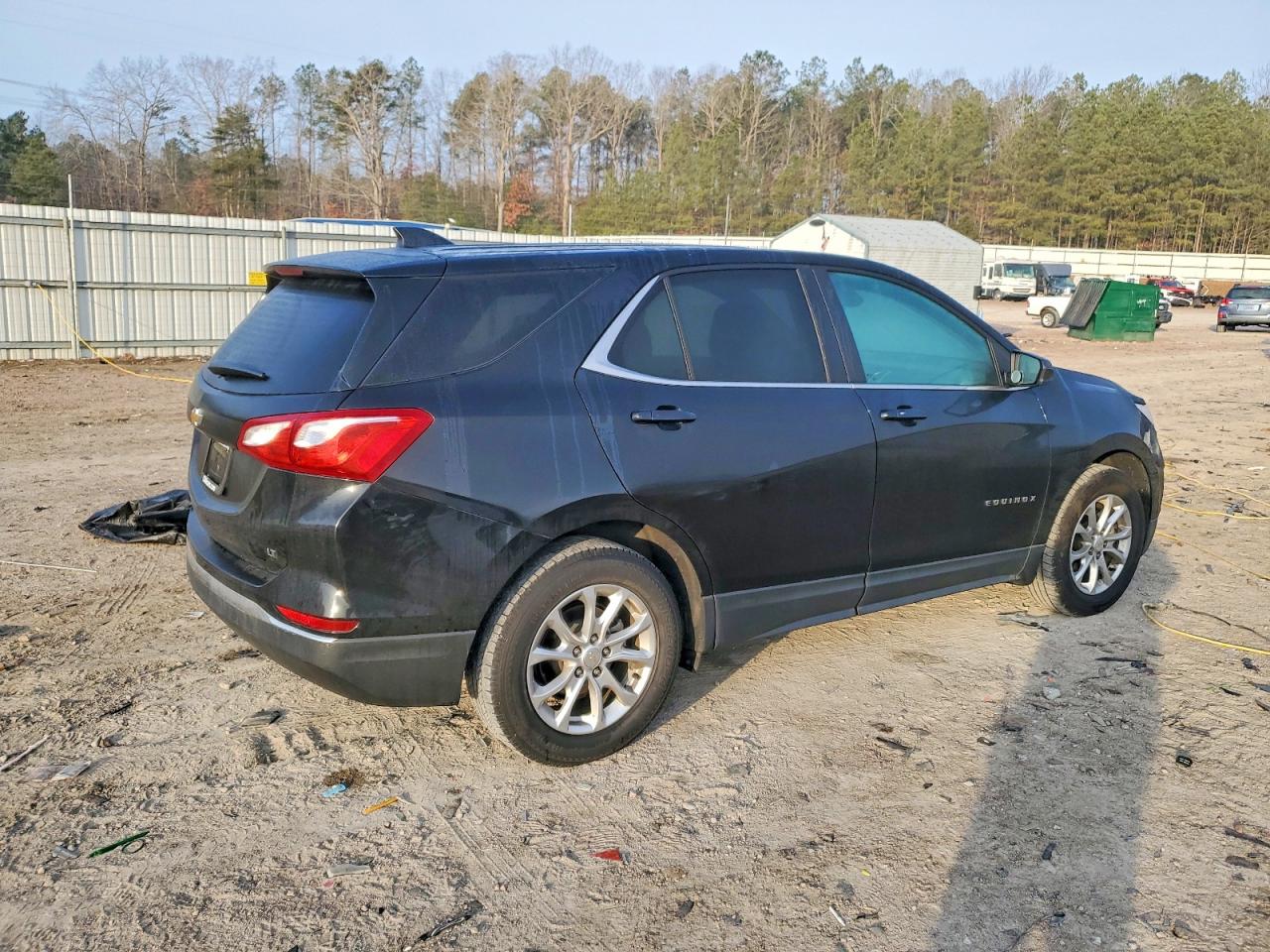 2021 CHEVROLET EQUINOX LT photo 3