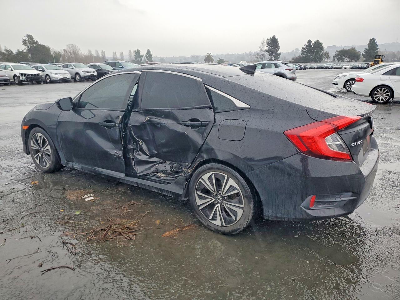 2016 HONDA CIVIC EX photo 2
