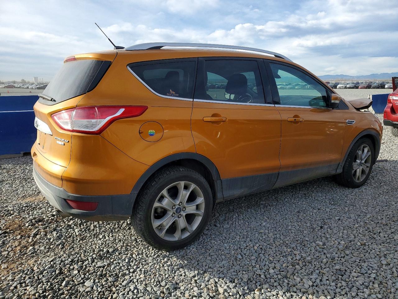 2016 FORD ESCAPE TITANIUM photo 3